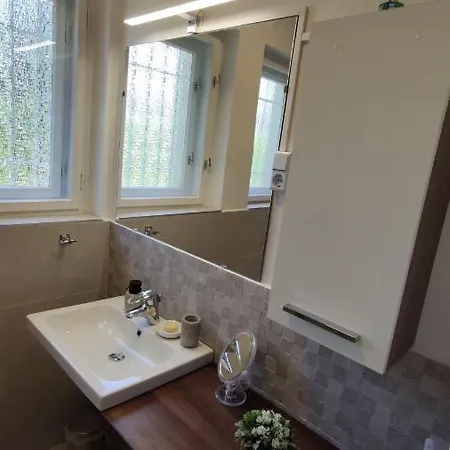 Revi Apartman Holiday home