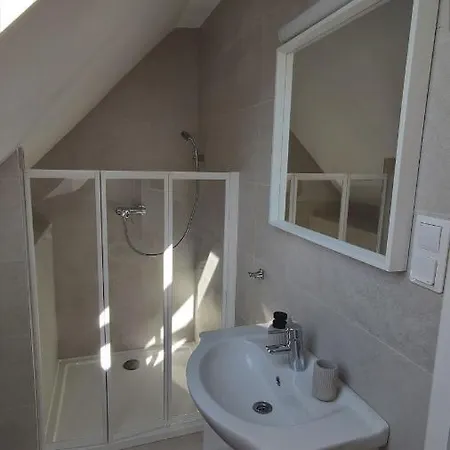 Revi Apartman Holiday home *